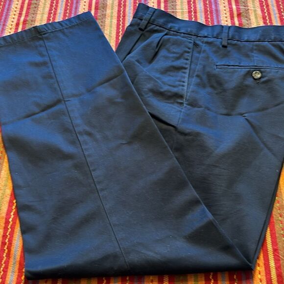 Men’s Dockers size 32x32 in navy - Picture 3 of 5